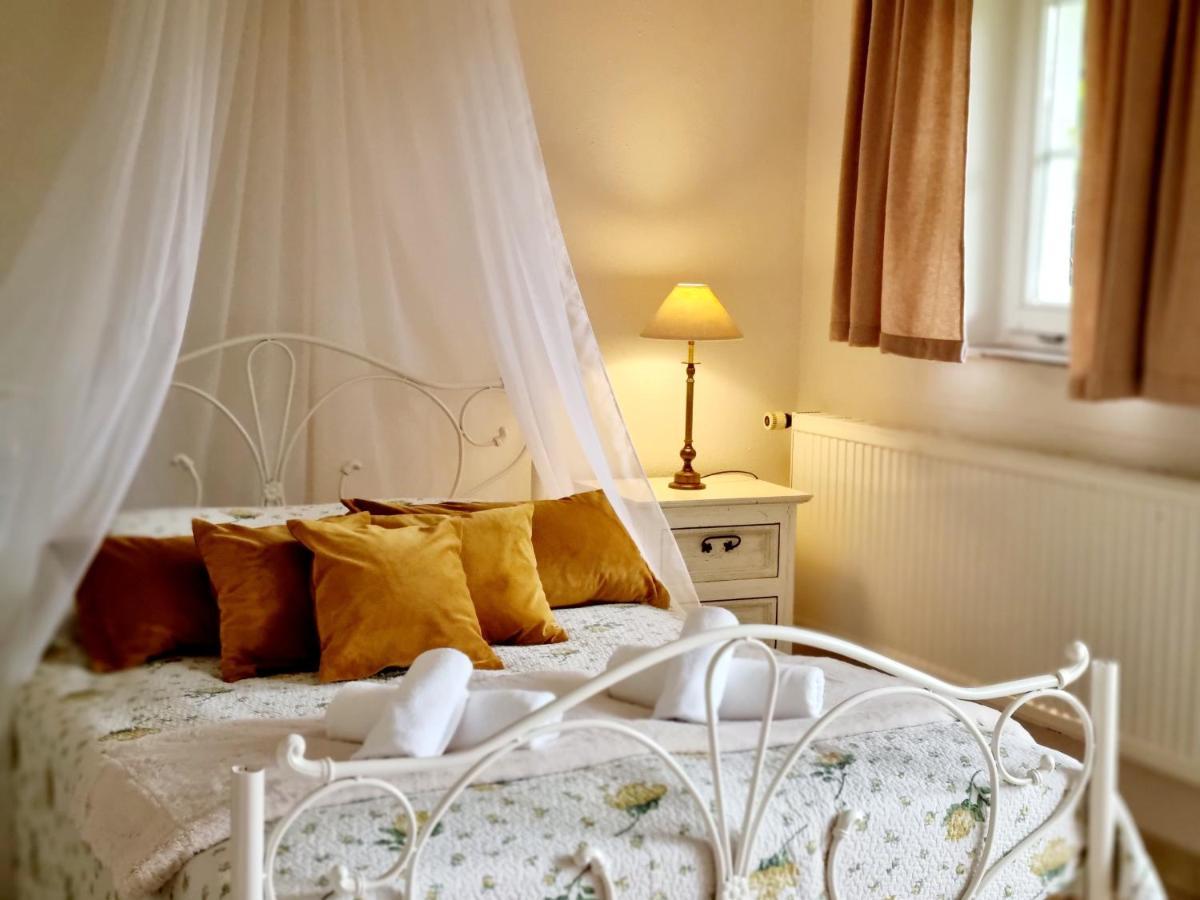 Villa Toscana Boutique 穆扎希赫尔 外观 照片